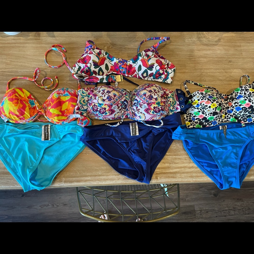 Mix/match four bikini sets for summer!